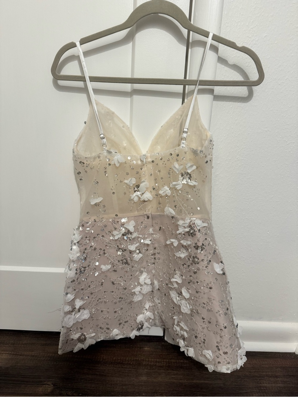 Maura Dress - White Feathered Mini Dress NEVER WORN - Picture 3 of 3